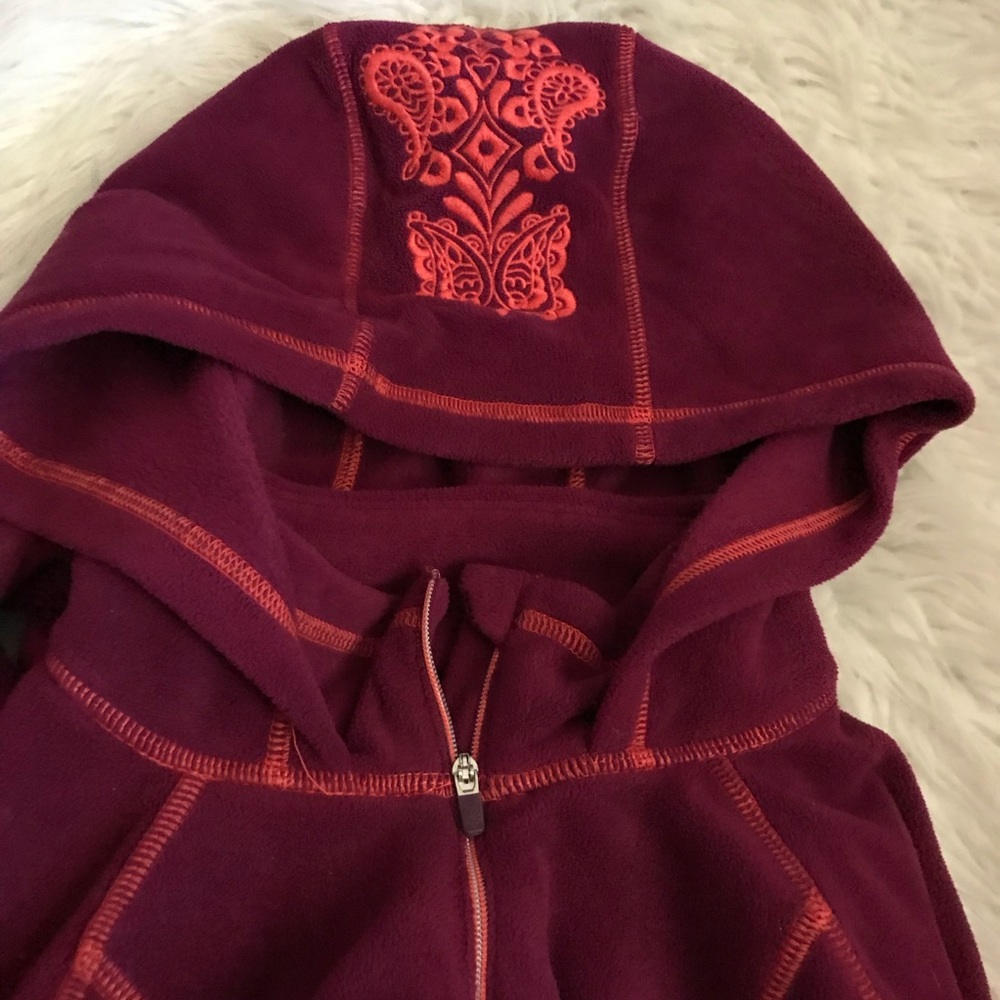 Athleta Pullover - image 5